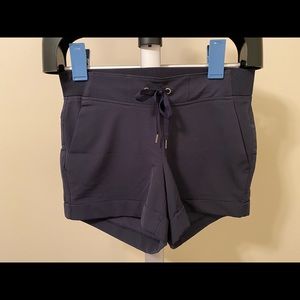 Athleta Midtown Shorts